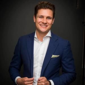 Meet your Posher, Blake